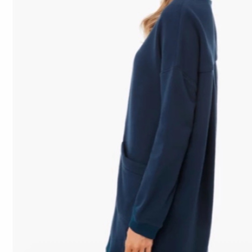 Tuckernuck Navy Porter Dress, Size Medium, Sweater/Sweatshirt Dress - Picture 3 of 6
